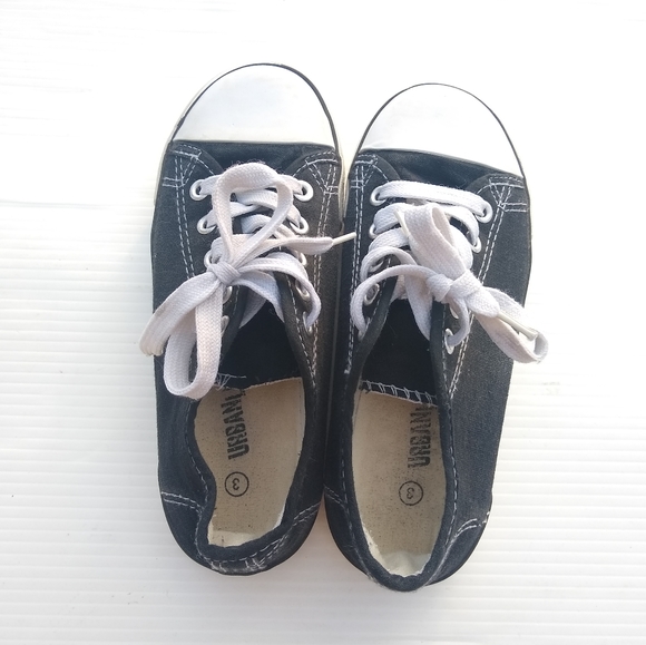 CONVERSE kids black low top sneakers sz 3 - Picture 3 of 8